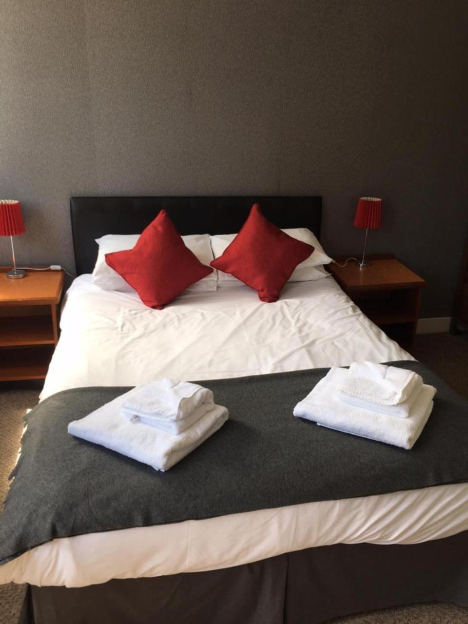 The Red Lion Hotel Hythe  Ngoại thất bức ảnh